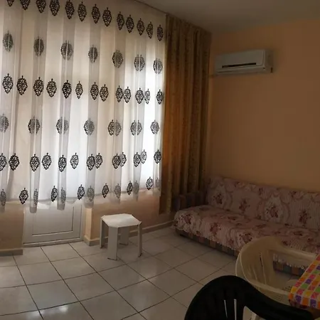 öznur