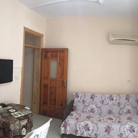 Oeznur Aparthotel